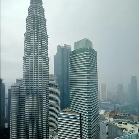 Sky Suites Klcc By Labubu